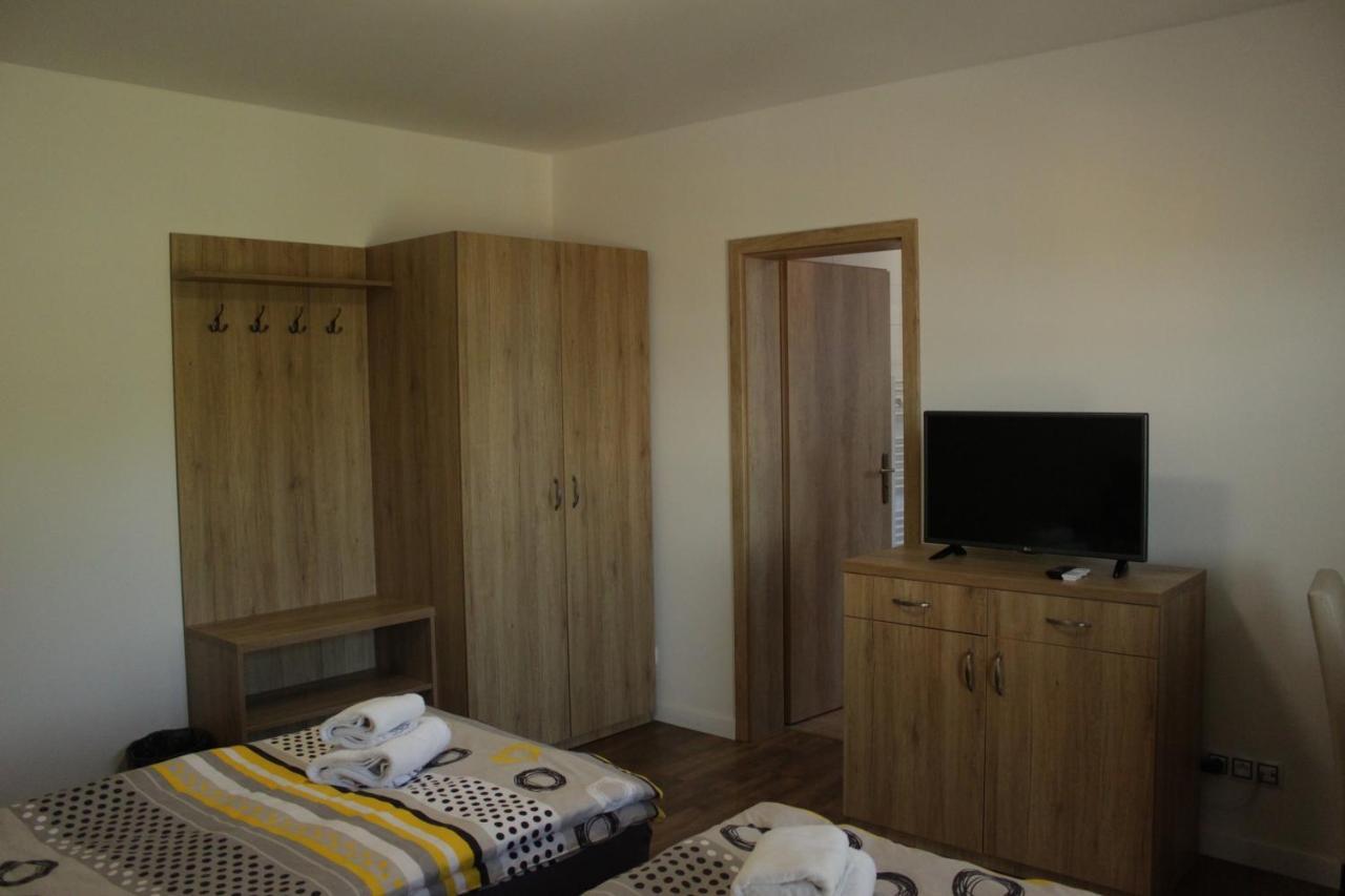 Penzion Na Zlate Ceste Tachov  Exteriör bild